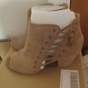 Lucky Brand Hartlee Bootie (New)